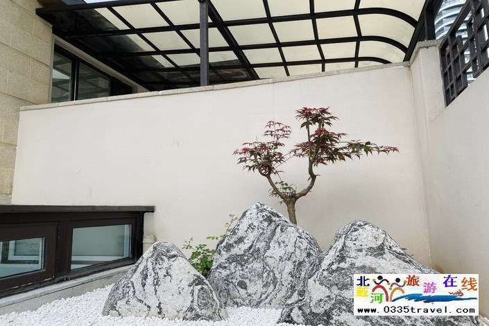 东戴河近海别墅(轻奢泳池小院)咨询与i的那个电话18633570222 15703350808