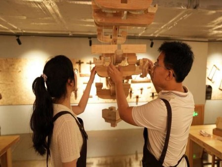 秦皇岛玩天工科技中心咨询预定电话18633570222 15703350808